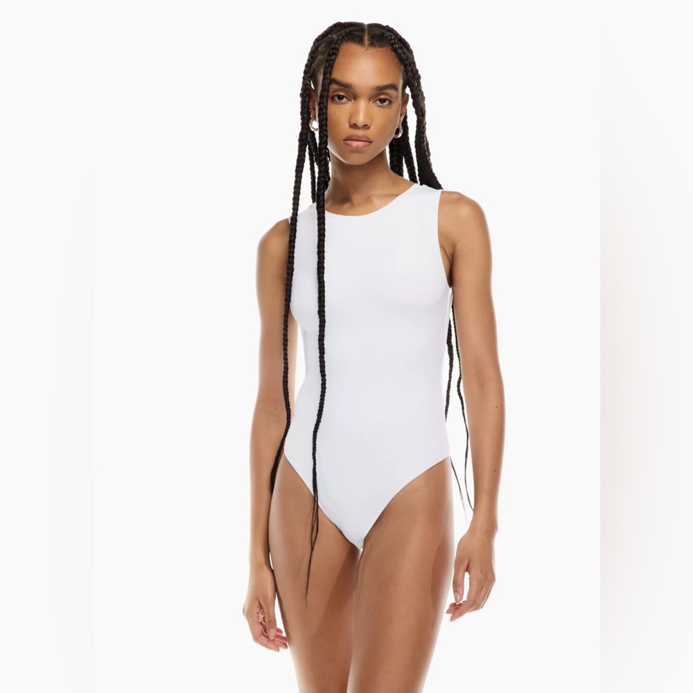Babaton Contour Muscle Bodysuit